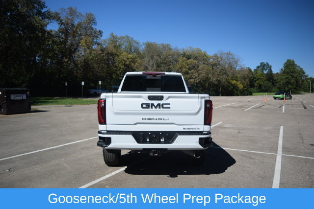 Used 2026 GMC Sierra 2500 Denali Ultimate w/ Max Trailering Package AWD/4WD image 6