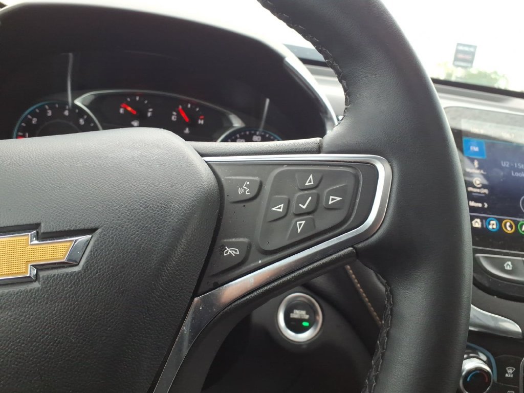 Used 2024 Chevrolet Equinox Premier AWD/4WD image 16