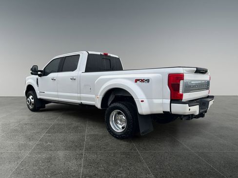 Used 2019 Ford F350 Platinum w/ Platinum Ultimate Package image 6