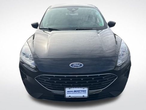 Used 2022 Ford Escape SE w/ SE Sport Appearance Package image 10