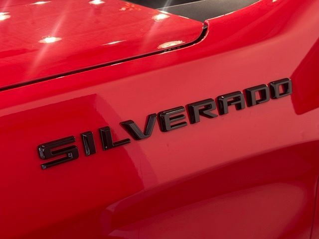 Used 2023 Chevrolet Silverado 1500 Custom w/ LPO, Dark Essentials Package AWD/4WD image 33