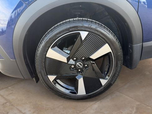 Used 2025 Nissan Kicks SR image 26