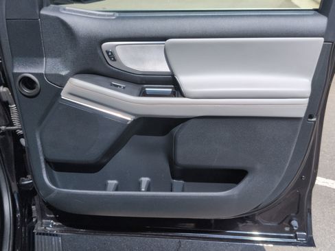 Certified 2025 Ford Expedition Max Active RWD image 36