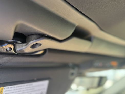 Used 2023 Chevrolet Corvette Stingray Preferred Cpe w/ 2LT image 18