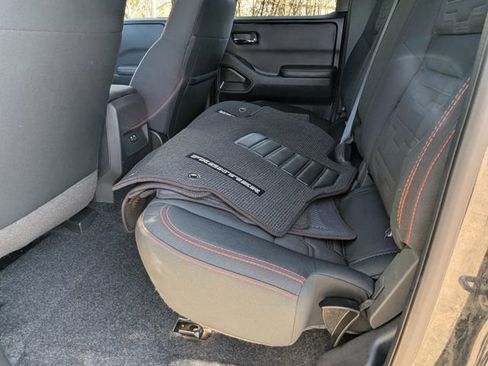 Used 2024 Nissan Frontier Pro-X w/ Technology Package image 18