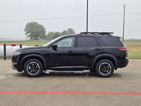 New 2026 Nissan Pathfinder Rock Creek AWD/4WD image 3