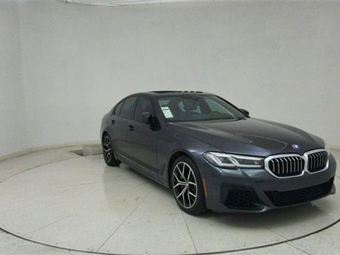 Used 2022 BMW 540i xDrive w/ Executive Package image 69
