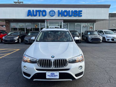 Used 2017 BMW X3 sDrive28i RWD image 2