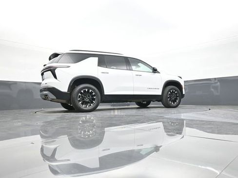 Used 2024 Chevrolet Traverse Z71 image 48