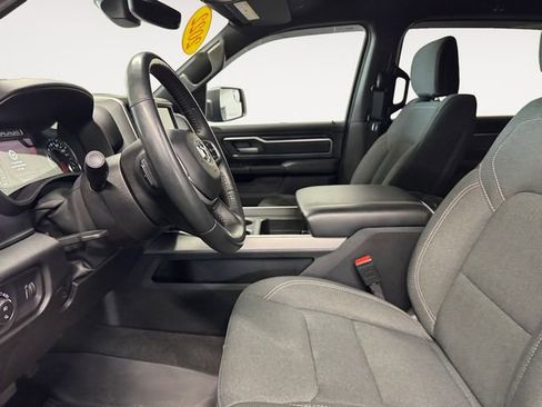 Used 2022 RAM 1500 Big Horn AWD/4WD image 8