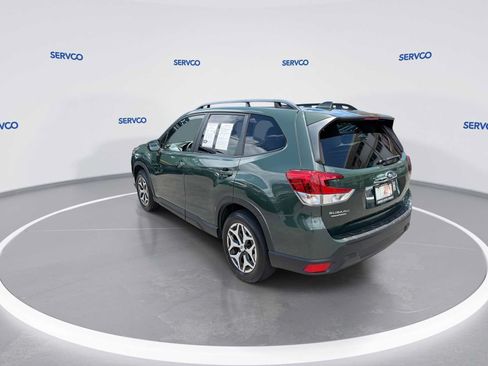 Used 2023 Subaru Forester Premium AWD/4WD image 6