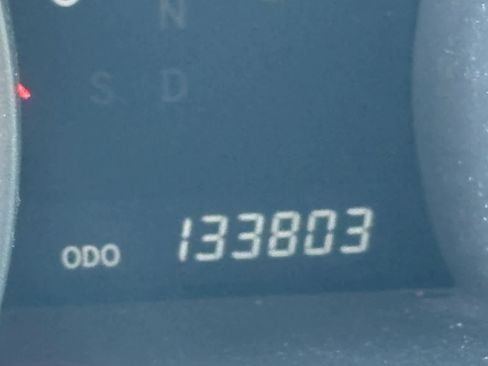 Used 2012 Toyota Highlander SE w/ Tow Pkg image 20