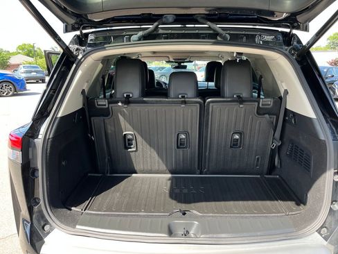Used 2024 Nissan Pathfinder Platinum w/ Cargo Package FWD image 21