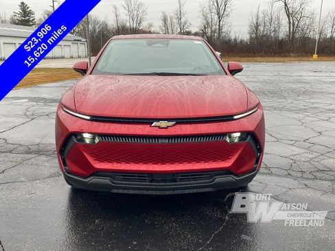 Used 2025 Chevrolet Equinox EV LT image 12