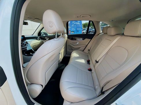 Used 2022 Mercedes-Benz GLC 300 w/ Premium Package Lite image 22