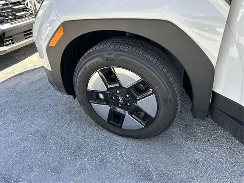 New 2026 Hyundai Santa Fe SEL image 32