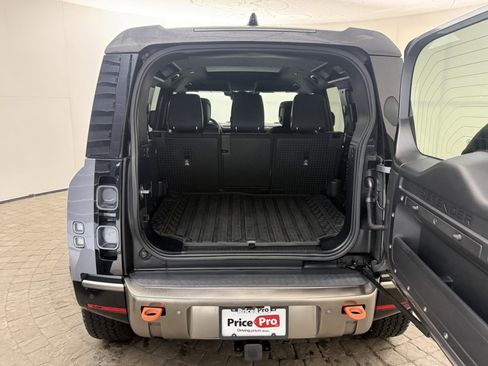 Used 2020 Land Rover Defender 110 X image 7