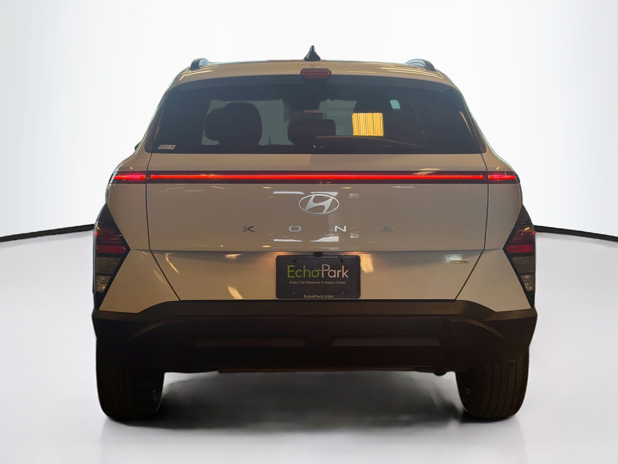 Used 2025 Hyundai Kona SEL AWD/4WD image 7