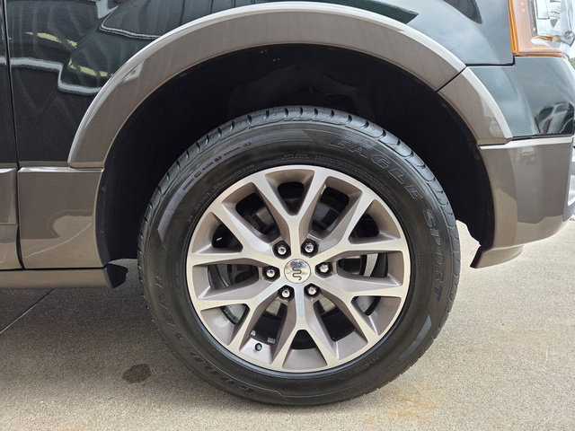 Used 2015 Ford Expedition EL King Ranch AWD/4WD image 40