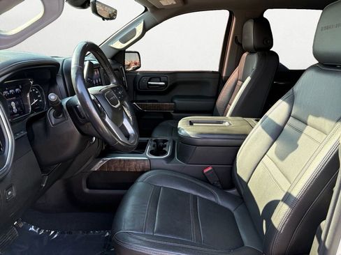 Used 2019 GMC Sierra 1500 Denali w/ Denali Ultimate Package AWD/4WD image 10
