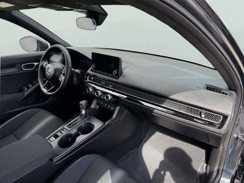 Used 2026 Honda Civic Sport image 42