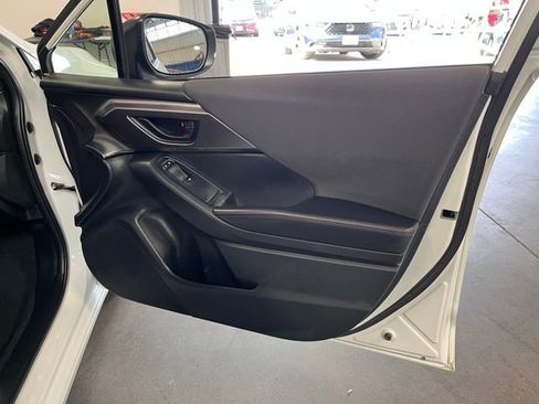 Used 2025 Subaru Impreza 2.0i Sport image 12