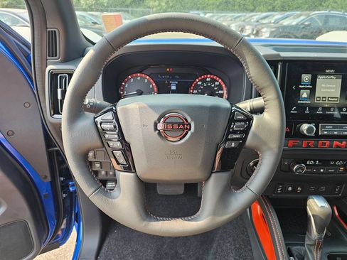 New 2026 Nissan Frontier PRO-4X w/ Tow Package AWD/4WD image 10