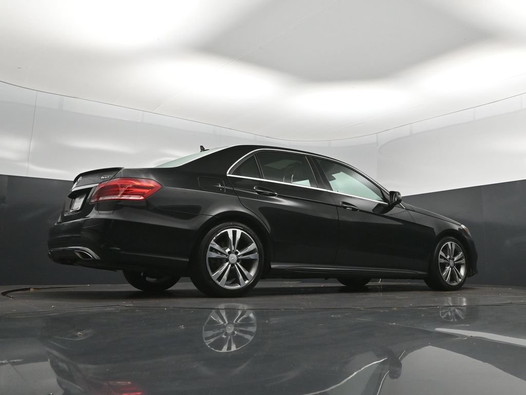 Used 2016 Mercedes-Benz E 350 4MATIC Sedan image 42