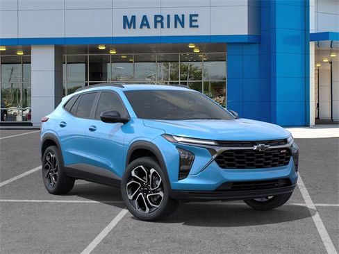 New 2026 Chevrolet Trax RS w/ Driver Confidence Package image 7