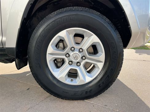 Used 2023 Toyota 4Runner SR5 image 10