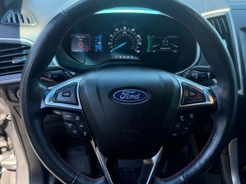 Used 2020 Ford Edge ST-Line w/ Cold Weather Package AWD/4WD image 10