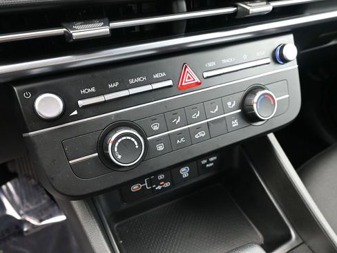 Certified 2026 Hyundai Tucson SE image 16