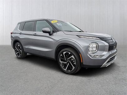 Used 2022 Mitsubishi Outlander SE