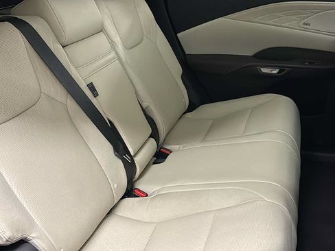 Used 2024 Lexus RX 350 AWD w/ Convenience Package image 32