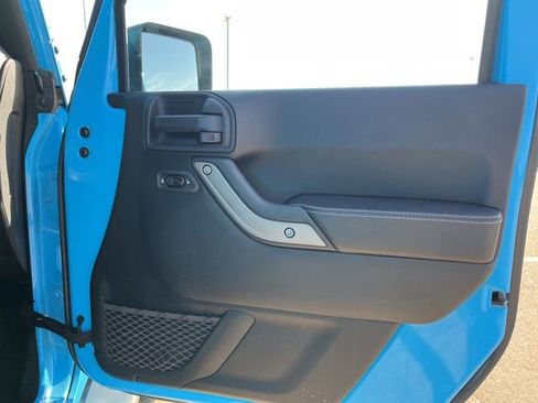 Used 2017 Jeep Wrangler Unlimited Sport image 16