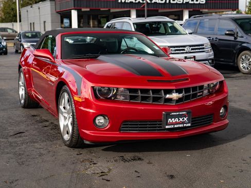 Used 2013 Chevrolet Camaro SS w/ RS Package RWD image 2