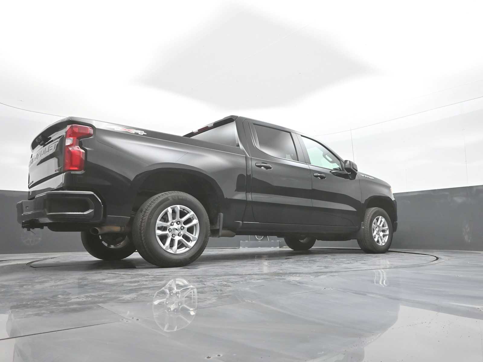 Used 2026 Chevrolet Silverado 1500 RST AWD/4WD image 41