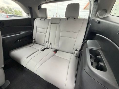 Used 2020 Honda Pilot Touring image 18