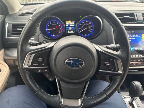 Used 2018 Subaru Outback 2.5i Premium AWD/4WD image 15