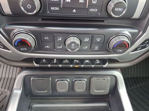 Used 2018 GMC Sierra 1500 SLT AWD/4WD image 15