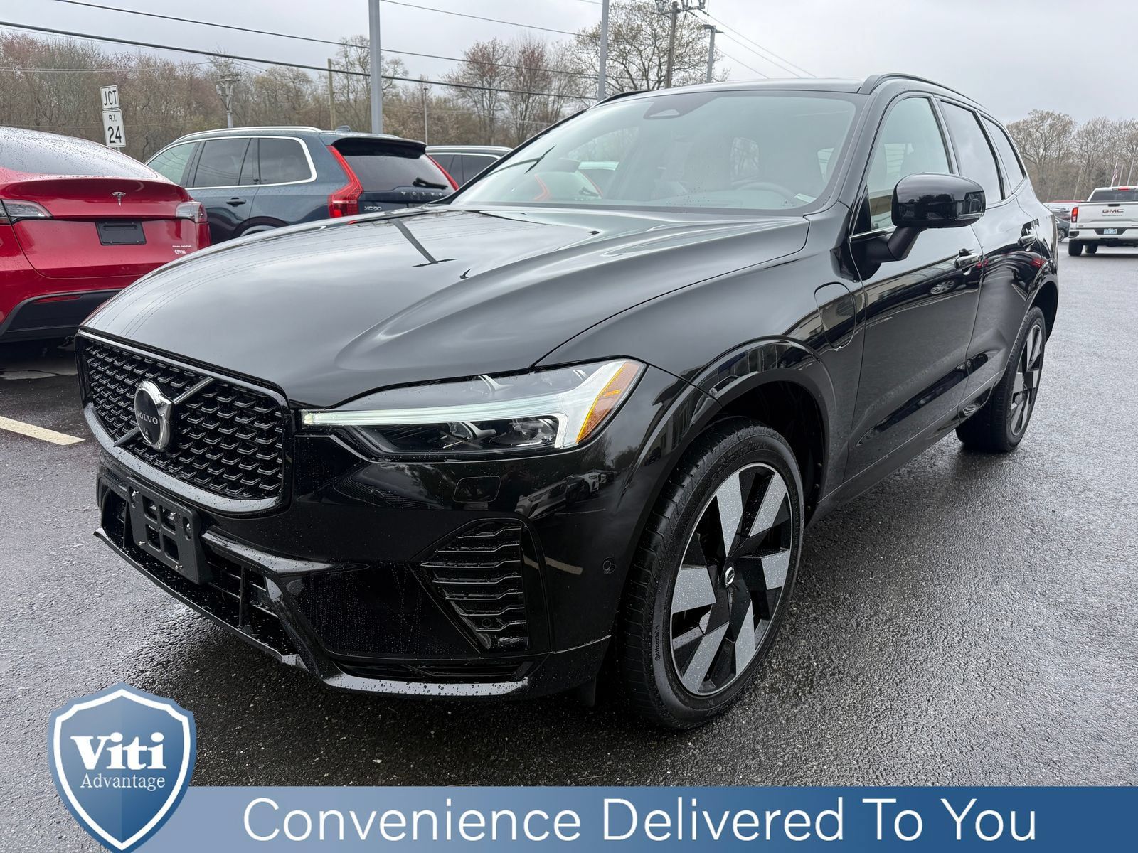 Certified 2024 Volvo XC60 T8 Ultimate AWD/4WD image 4