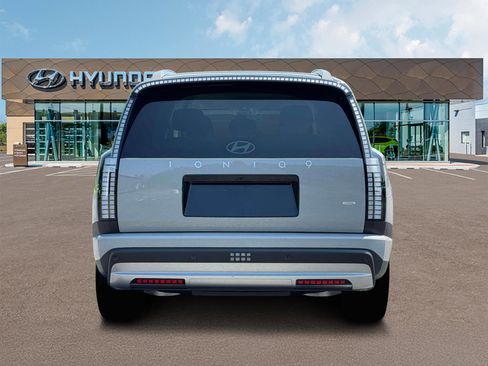 New 2026 Hyundai Ioniq 9 SE AWD/4WD image 6