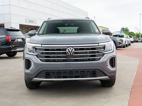 New 2026 Volkswagen Atlas SE FWD image 9