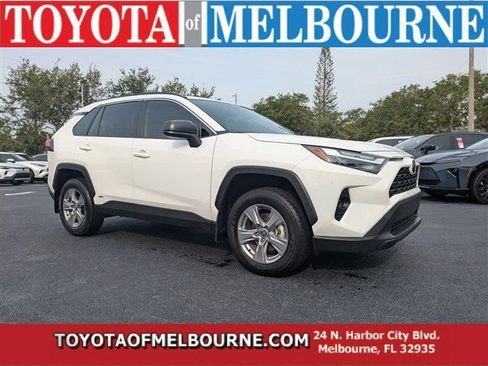 Used 2025 Toyota RAV4 LE AWD/4WD image 1