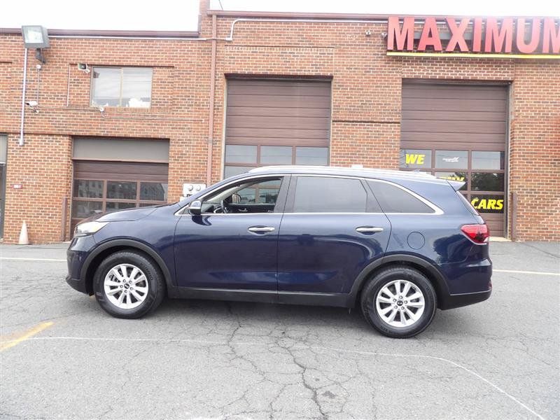 Used 2019 Kia Sorento AWD w/ LX Convenience Package image 2