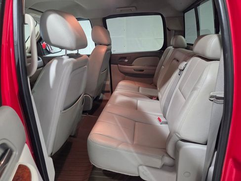 Used 2011 Chevrolet Silverado 2500 LTZ image 8