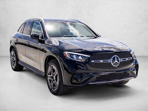 New 2026 Mercedes-Benz GLC 300 4MATIC image 3