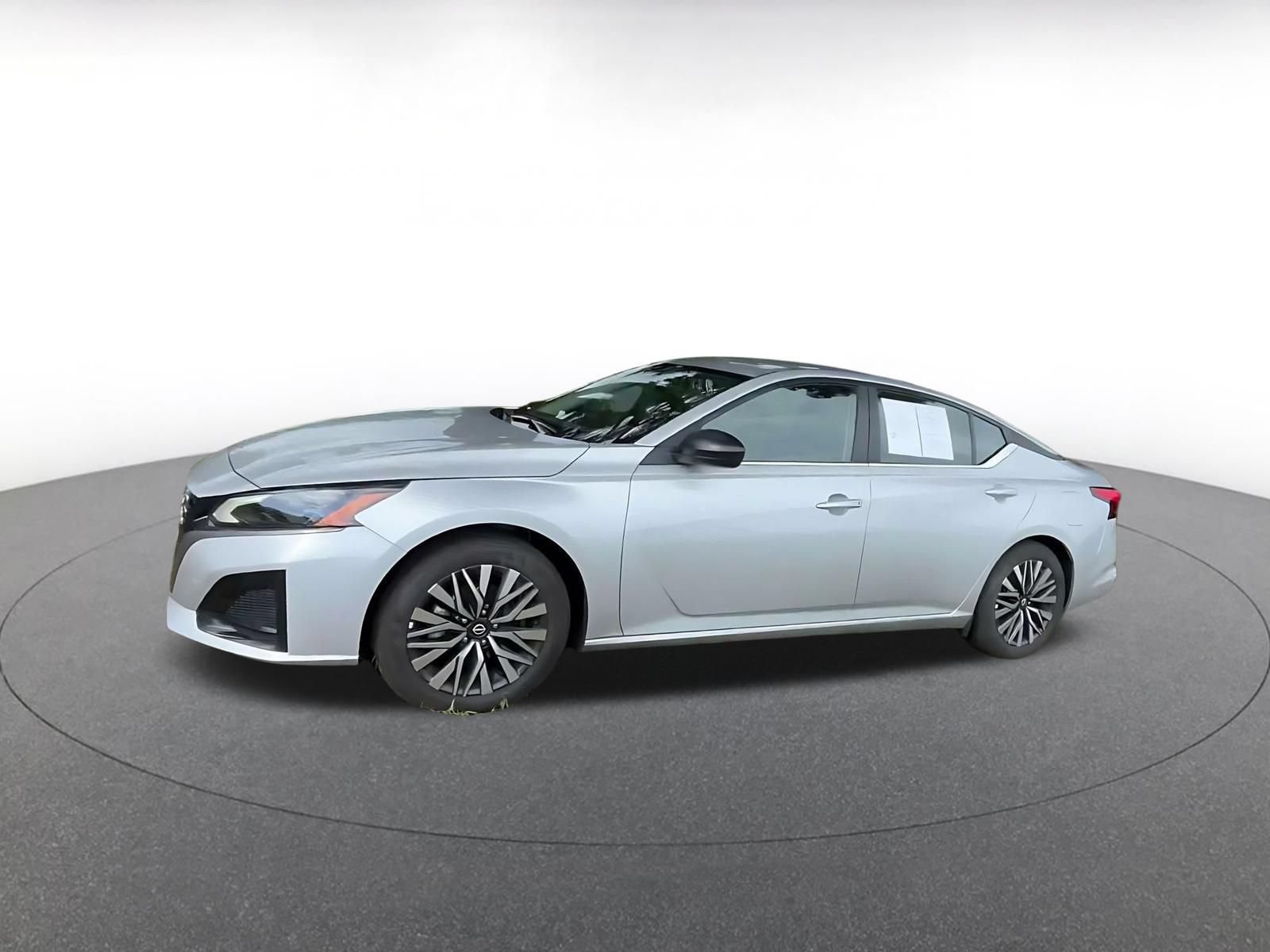 Used 2026 Nissan Altima 2.5 SV FWD image 7