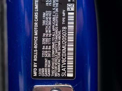 Used 2021 Rolls-Royce Cullinan Black Badge image 59