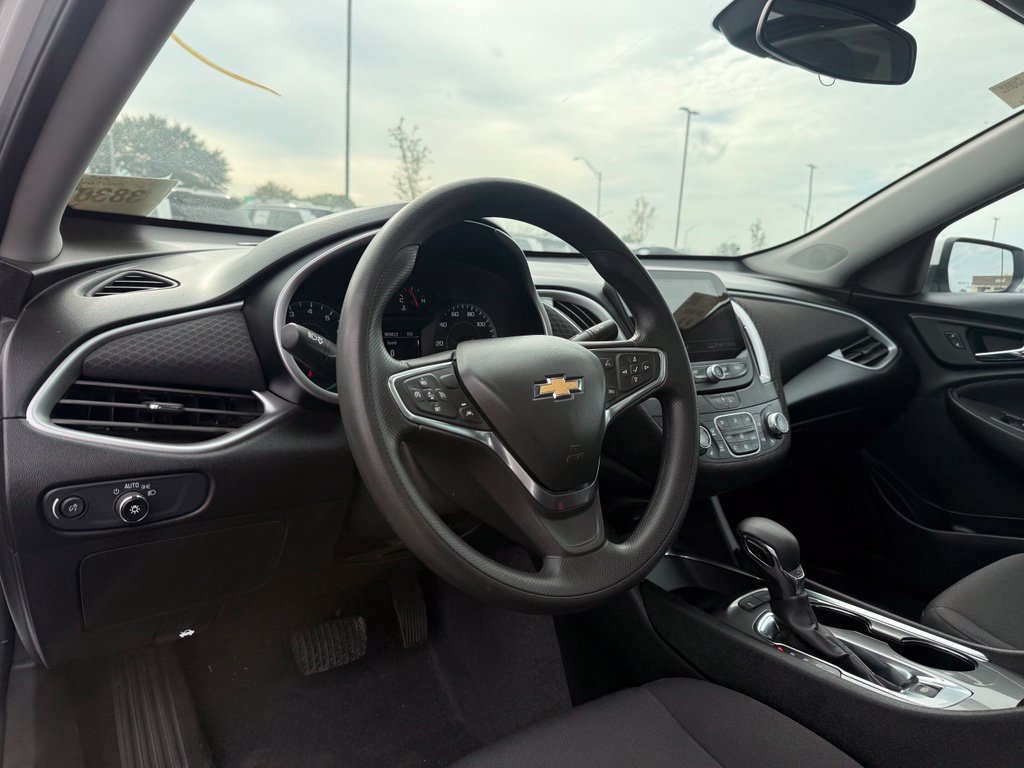 Used 2024 Chevrolet Malibu LT FWD image 10